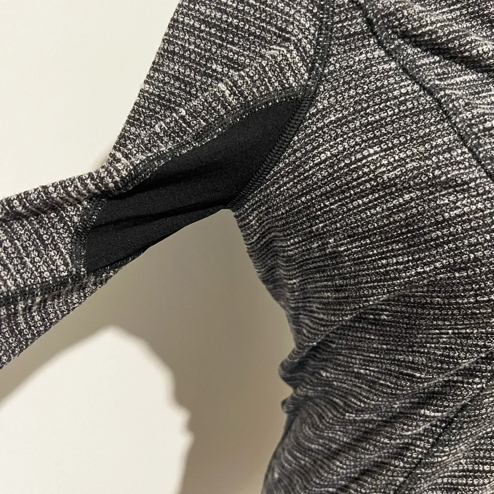 Lululemon Think Fast Pullover Coco Pique Black / Black‎ Size 6